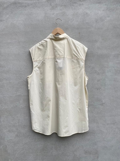  Antique White