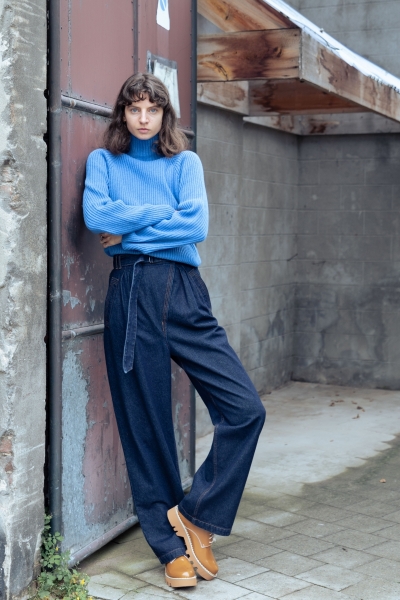 Essentials Blue