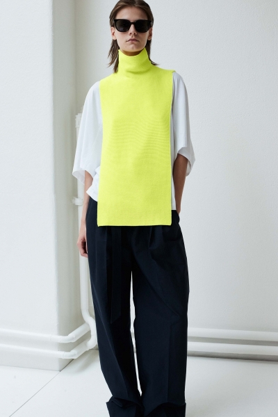 Essentials Fluo Yellow