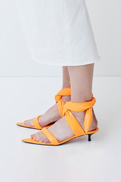  Tangerine