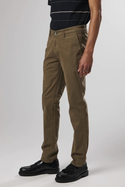 Chino style Clay L34