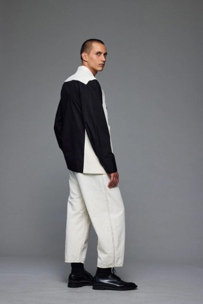 Off White