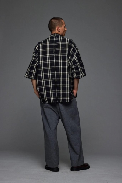  Black Check