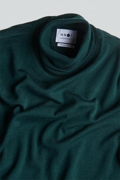  381 Dark Green