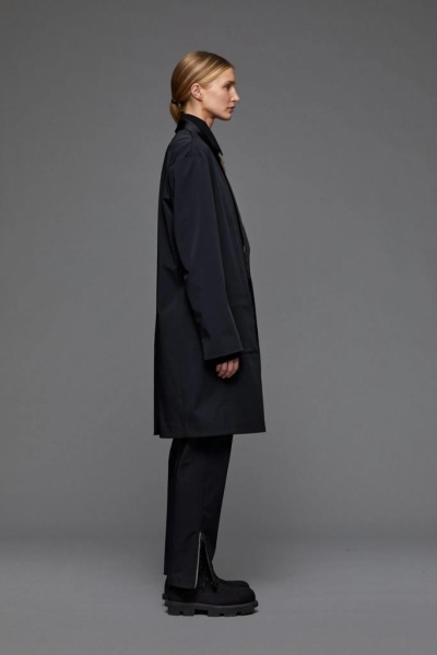 Tech Black