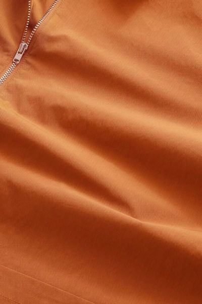 833 Caramel