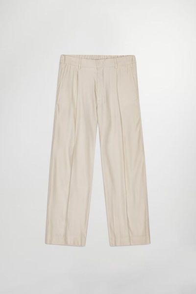  016 Ivory
