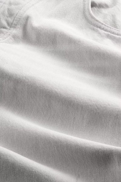 920 White