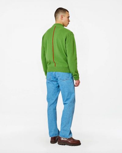  Apple Green