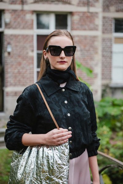  Black Tone