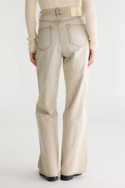  Beige Snow